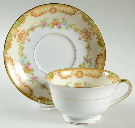 Kelford Footed Cup & Saucer Set