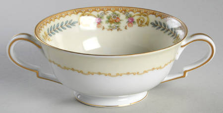 Kelvin Footed Cream Soup Bowl
