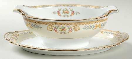 Kelvin Gravy Boat with Attached Underplate