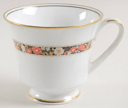Kenilworth Footed Cup