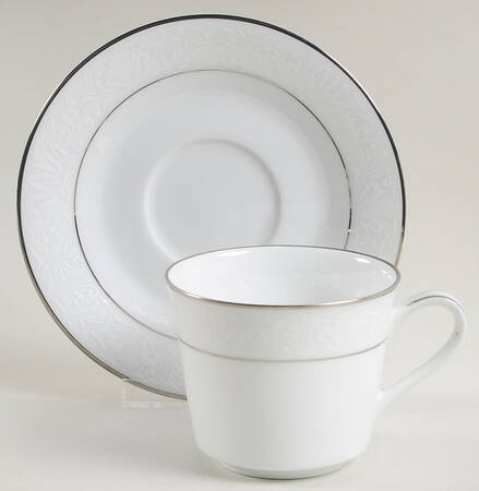 Kendal Footed Cup & Saucer Set
