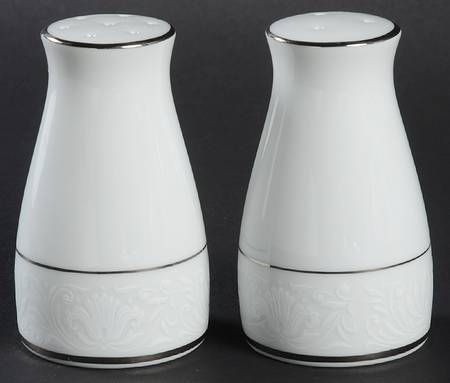 Kendal Salt & Pepper Set