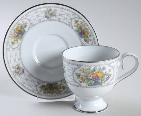Kenmare Footed Cup & Saucer Set