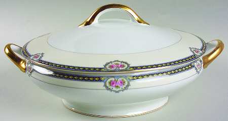 Kenosha Round Covered Vegetable