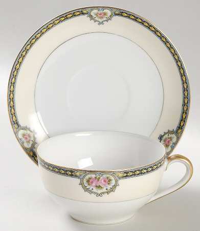 Kenosha Flat Cup & Saucer Set