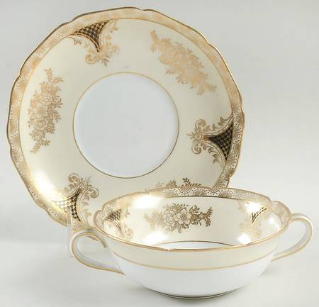 Kenwood (Black, Scalloped) Flat Cream Soup Bowl & Saucer Set
