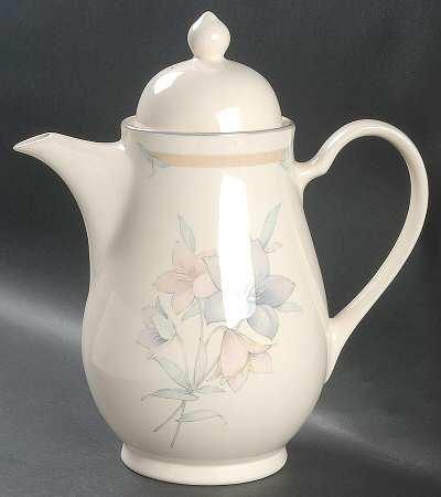 Kerry Spring Tea/Coffee Pot & Lid