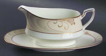 Khira Gravy Boat & Underplate (Relish/Butter)