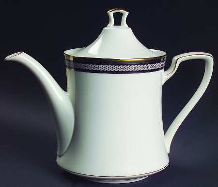 King's Guard Teapot & Lid