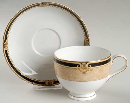 Killian Footed Cup & Saucer Set
