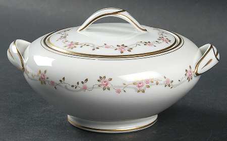 Kingston Sugar Bowl & Lid