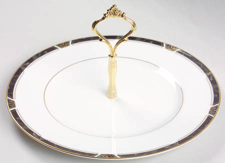 Kipling Round Serving Plate with Handle (DP)