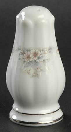 Kirkland Pepper Shaker