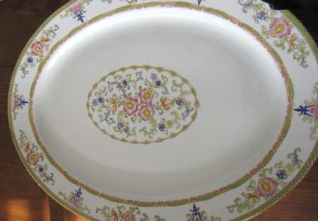 The Kiva (Pale Green) 18" Oval Serving Platter