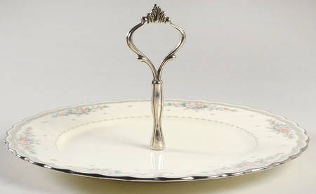 Knottinghill Round Serving Plate with Handle (DP)
