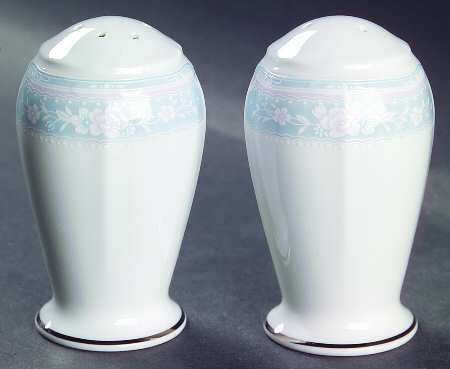 Lacewood Salt & Pepper Set