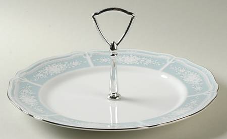 Lacewood Round Serving Plate with Handle (DP)
