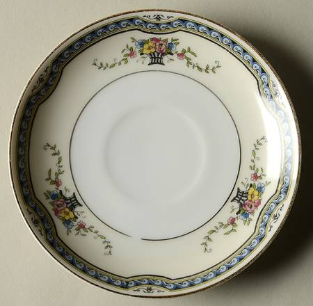 Lafleur Saucer for Bouillon Cup