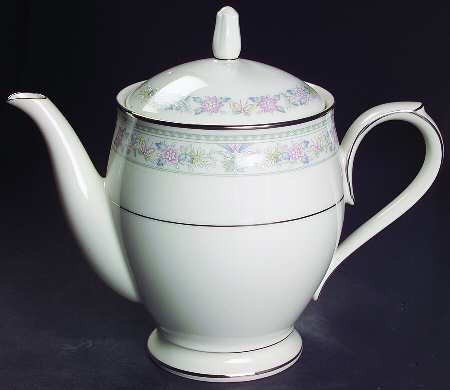 Lake Forest Teapot & Lid