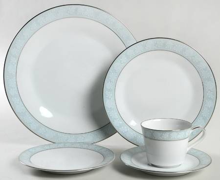 Lamita 5 Piece Place Setting