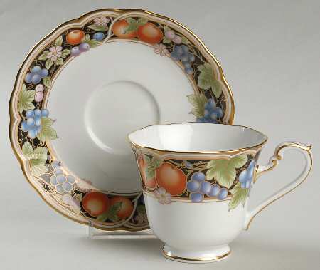 La Madeleine Footed Cup & Saucer Set
