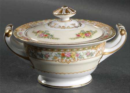 Lambeth Sugar Bowl & Lid