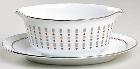 Lancelot Gravy Boat with Attached Underplate