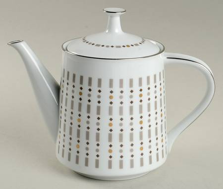 Lancelot Teapot & Lid