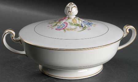 Langdon Round Covered Vegetable