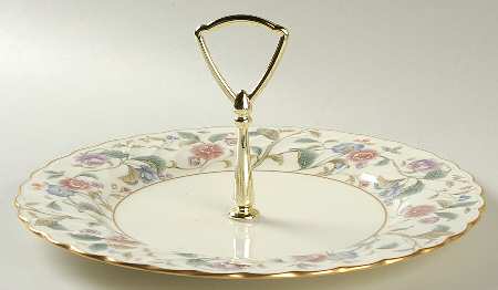 La Prada Round Serving Plate with Handle (DP)