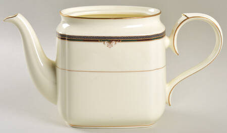 Lady Quentin Teapot No Lid