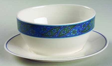 Larkspur Gravy Boat with Attached Underplate
