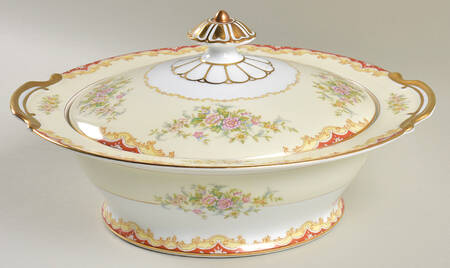 Lares Round Covered Vegetable