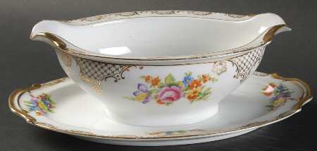 Larosa Gravy Boat with Attached Underplate