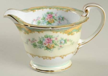 Larue (Gold Trim) Creamer