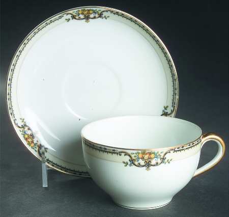 Lasalle Oversized Cup & Saucer Set