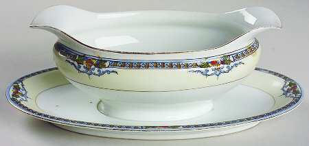 Lasalle Gravy Boat with Attached Underplate