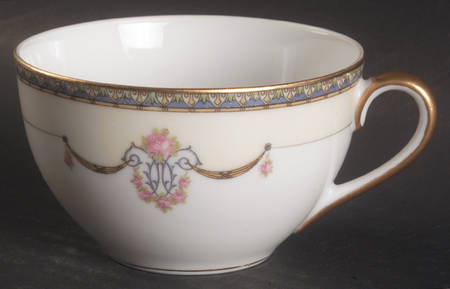 Laureate Flat Cup