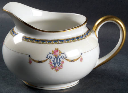 Laureate Creamer