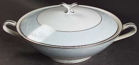 Laureate Round Covered Vegetable by Noritake