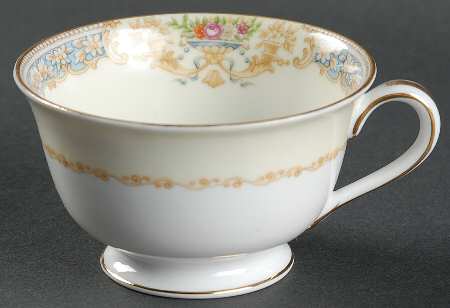 Lauritz Footed Cup