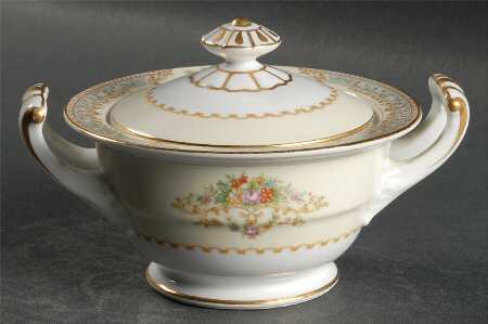Lauritz Sugar Bowl & Lid
