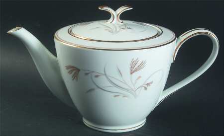 Laverne Teapot & Lid