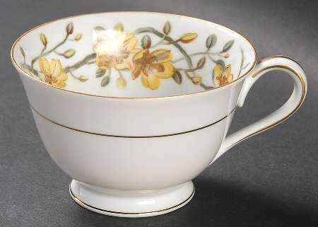 Laveta Footed Cup