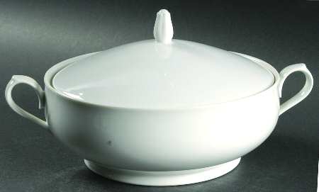 Lace White Round Covered Vegetable