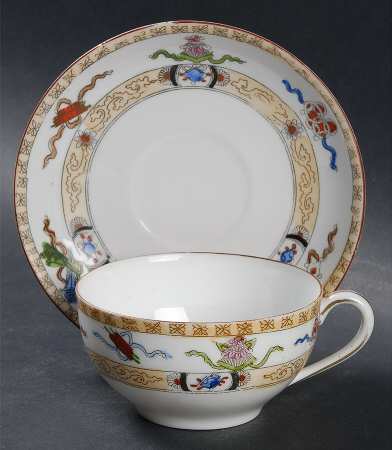 Lazarre Flat Cup & Saucer Set