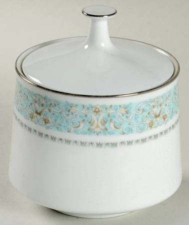 Lehigh Sugar Bowl & Lid