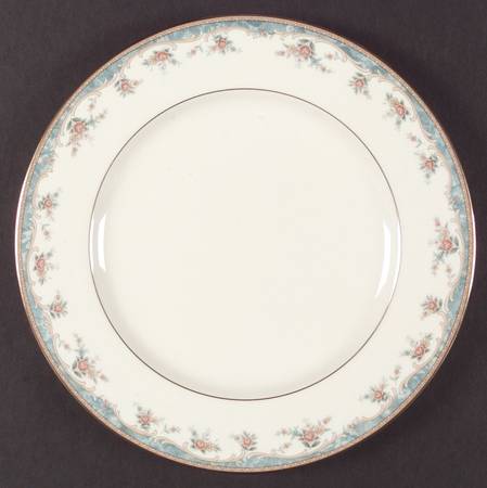 Leila Dinner Plate