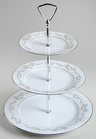 Leonore 3-Tiered Serving Tray (DP, SP, BB)