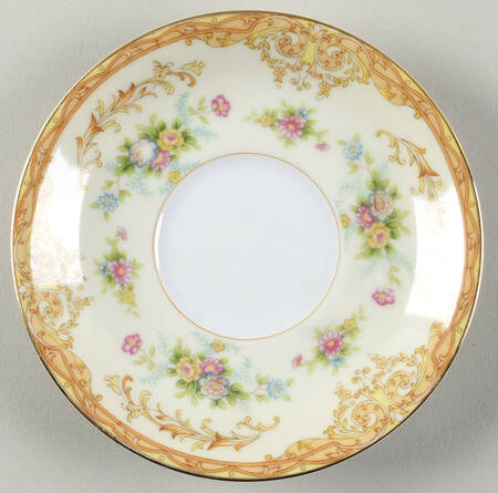 Leona Saucer